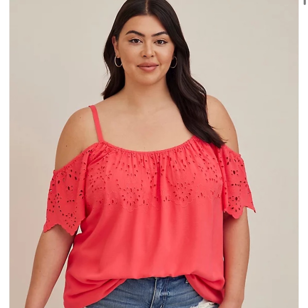 Torrid Size 2 Cold Shoulder Berry Pink Blouse